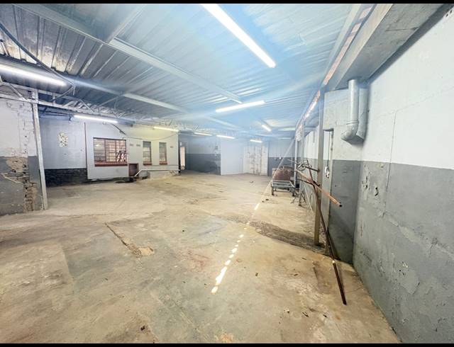 957M² WORKSHOP FOR SALE IN SPRINGS CENTRAL
